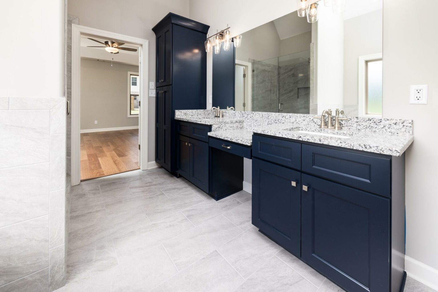 212161672767251_4083-herons-pond-ln-25[1]