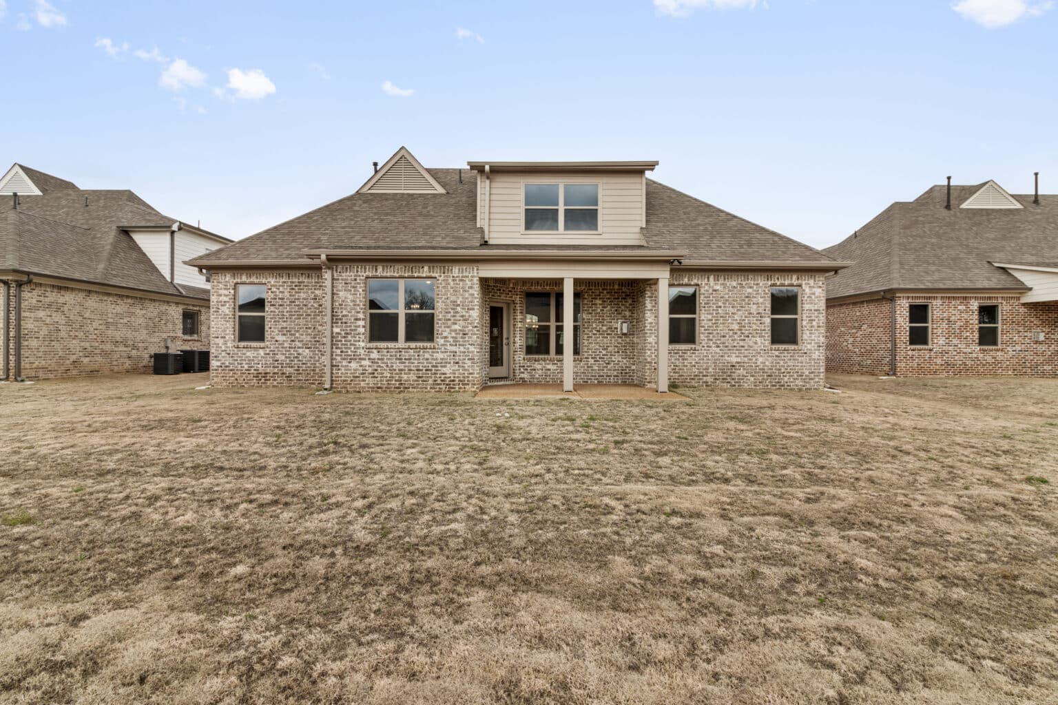 185 Valleyview Dr- Back Exterior