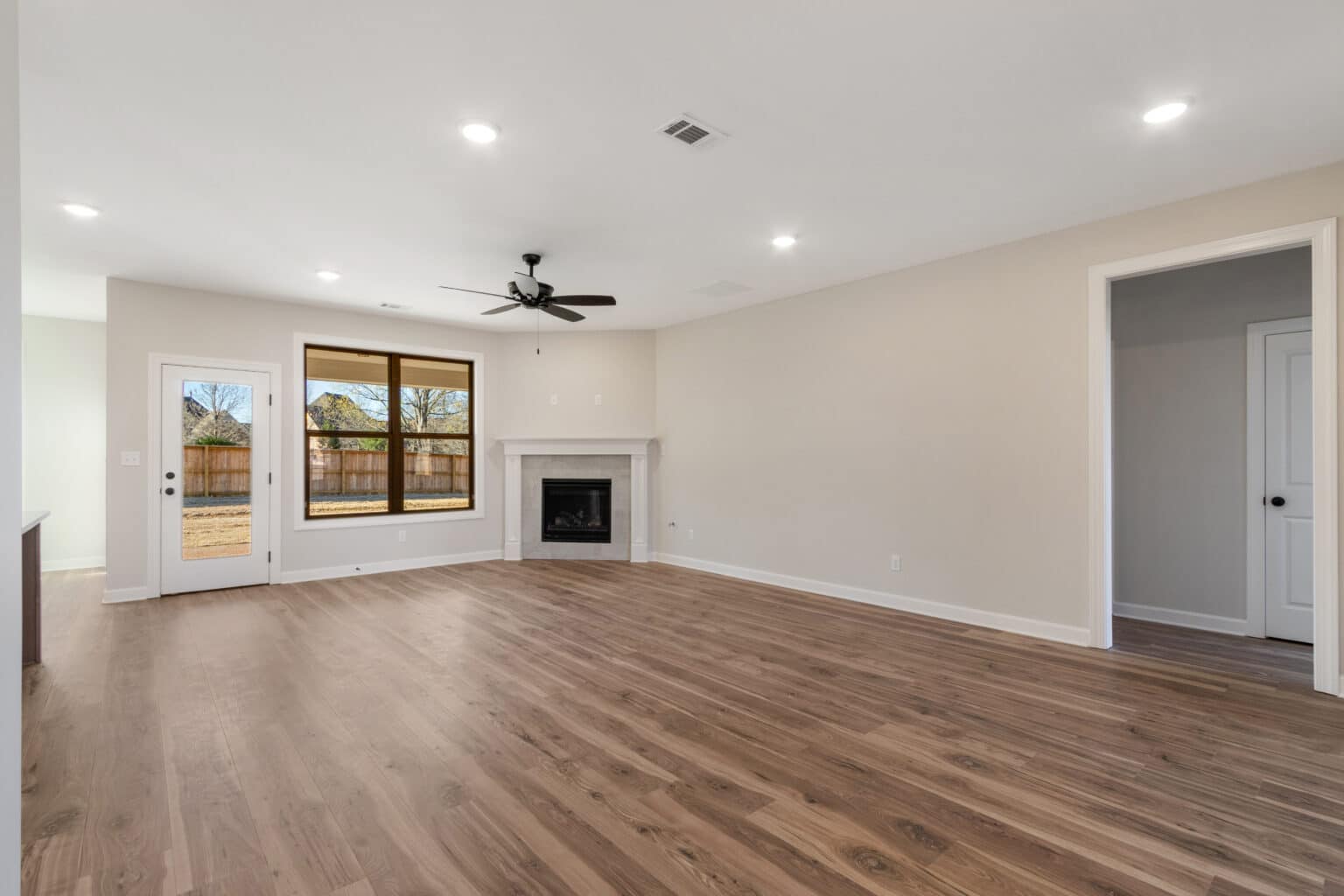 5296 Thunder Bolt Cove- Great Room